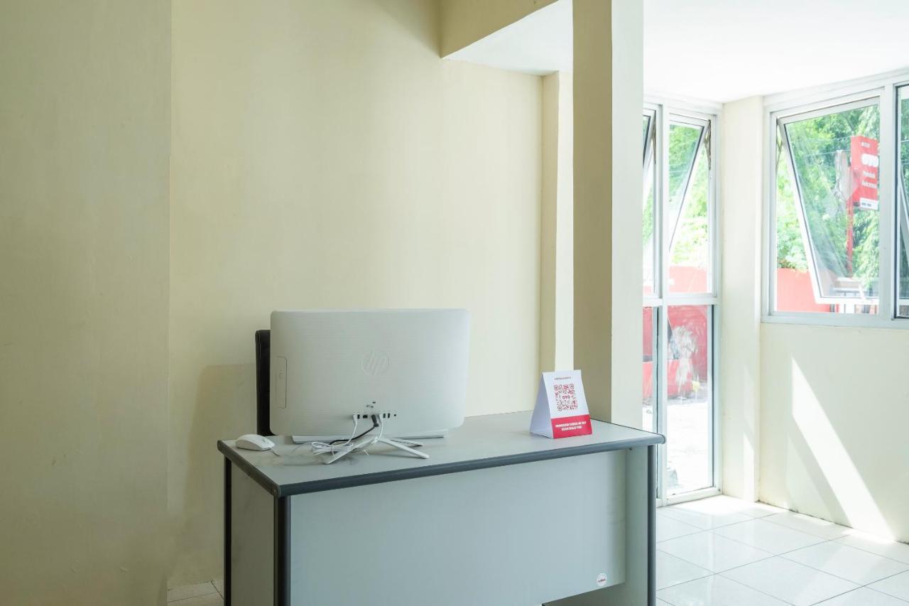 Oyo 2132 Pondok Avicenna Cirebon Exteriör bild