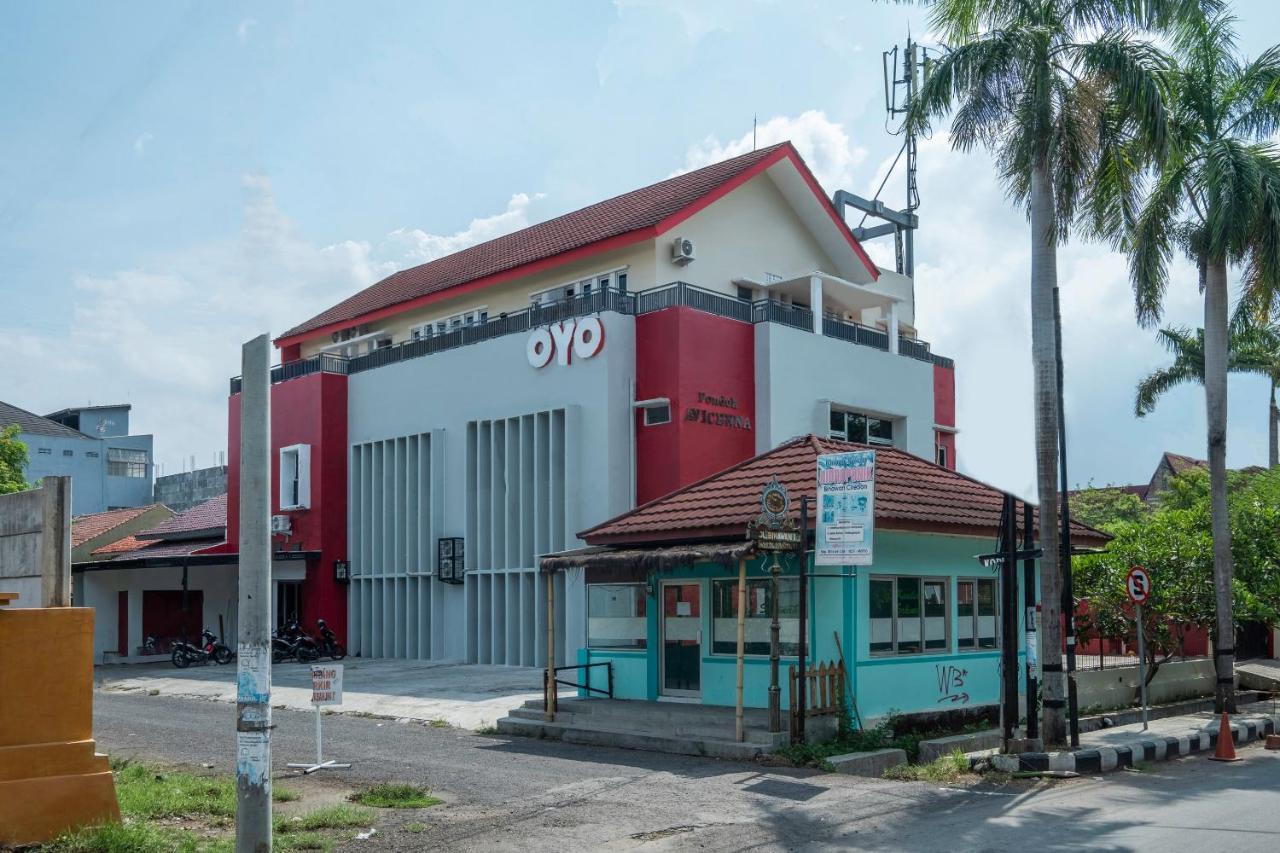 Oyo 2132 Pondok Avicenna Cirebon Exteriör bild